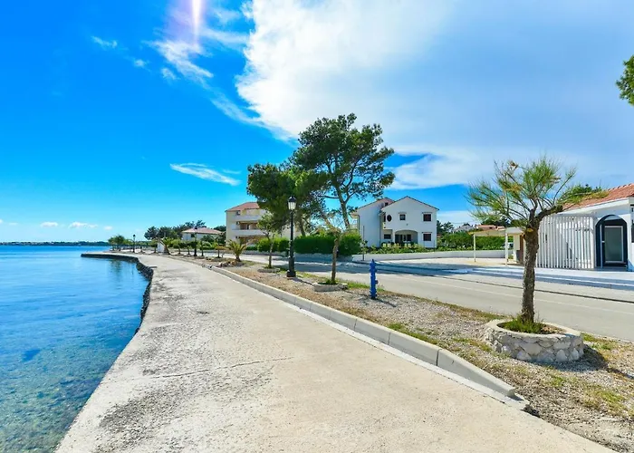 Appartement On Island Near Sandy Beaches