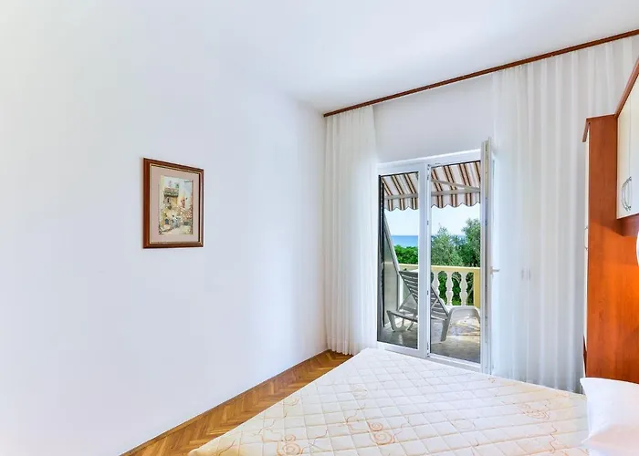 On Island Near Sandy Beaches Appartement *