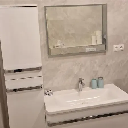 On Island Near Sandy Beaches Appartement